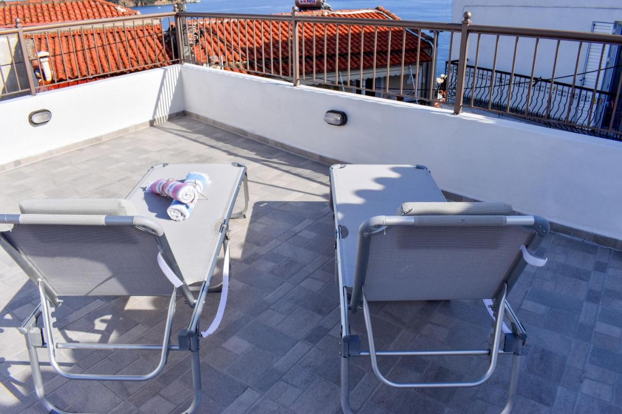 La Maison Plakes Rooftop Apt 斯基亚索斯镇 外观 照片
